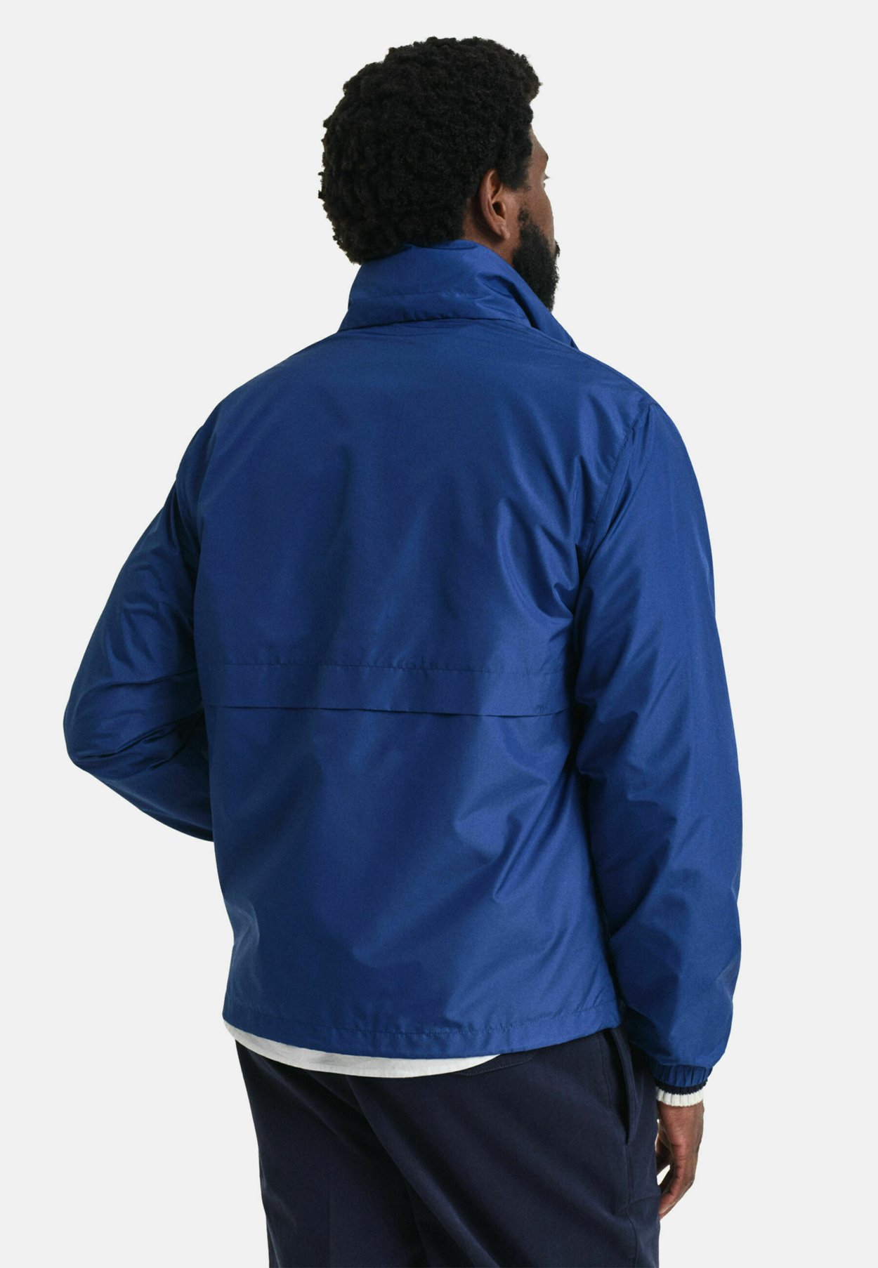 Leichte Jacke