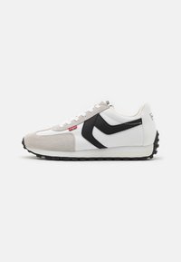 Levi's® - STRYDER  - Zapatillas - regular white Imagen en miniatura 1