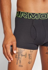 Under Armour UNDERWEAR PERFORMANCE 3 PACK - Uske bokserice - black