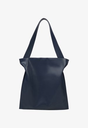 Borsa tote in pelle blu navy con un design minimalista, caratterizzata da una forma morbida e due manici piatti. Branding discreto nella parte inferiore.
