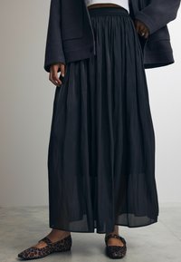Next TALL - REGULAR FIT - Maxisukňa - black