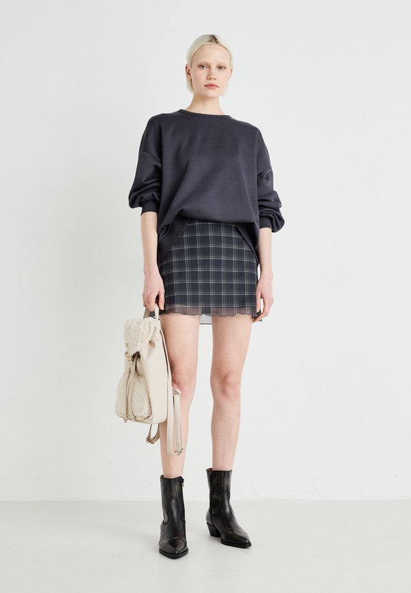 VMSANJA MALY  - Sweatshirt - obsidian4