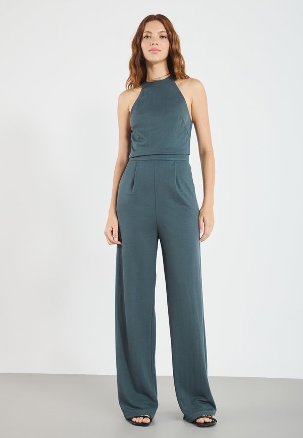 Jumpsuit - urban chic