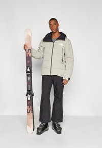 The North Face CIRQUE JACKET - Slidinėjimo striukė - clay grey