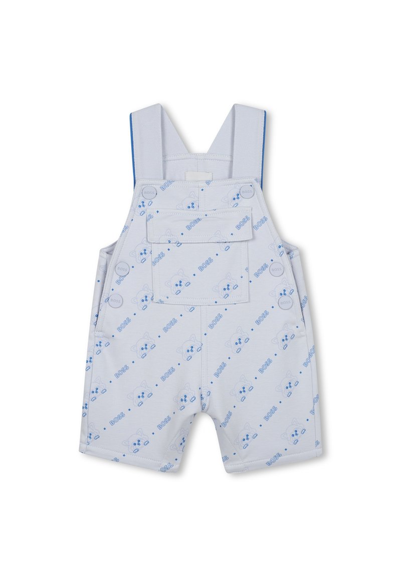 Světle modré šortky s jednoduchým potiskem karikatur a slova "BOSS." Mají nastavitelné ramínka a zapínání na knoflíky.