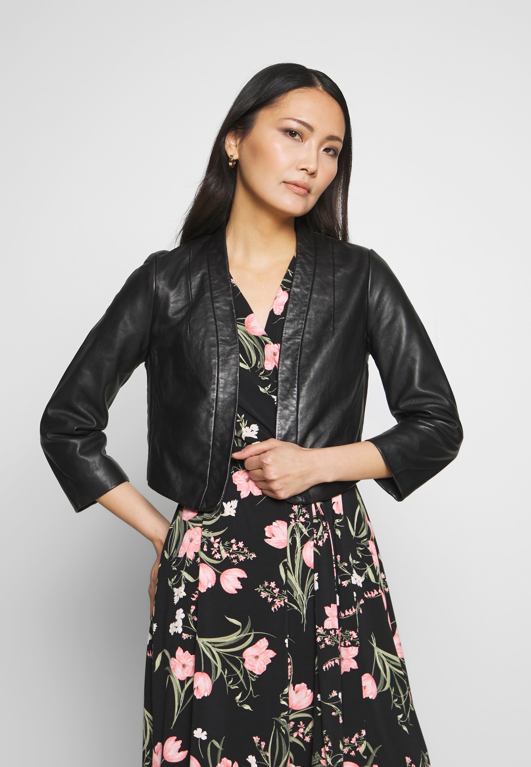 Naf Naf Cenora Nahkatakki Noir Musta Zalando Fi