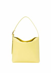 Borsa a mano in pelle gialla con finitura liscia, cima arrotondata e un'unica maniglia curva. Design minimalista senza accessori hardware visibili.
