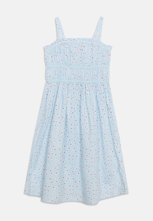 Helehall sinine varrukateta kleit õhukeste rihmadega, kortsulise ülakeha ja väikese punase lillemustriga üle kogu kleidi.