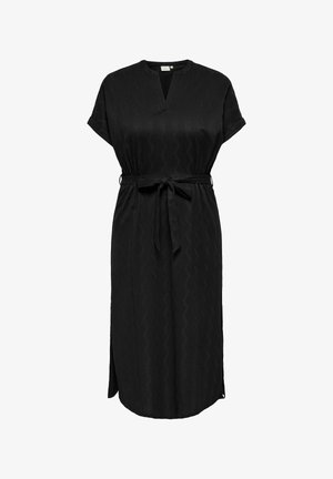 Svart belted kjole med korte ermer, V-hals og sikksakk-textur. Har en sidesplit for ekstra detalj. Indikerer en avslappet passform.