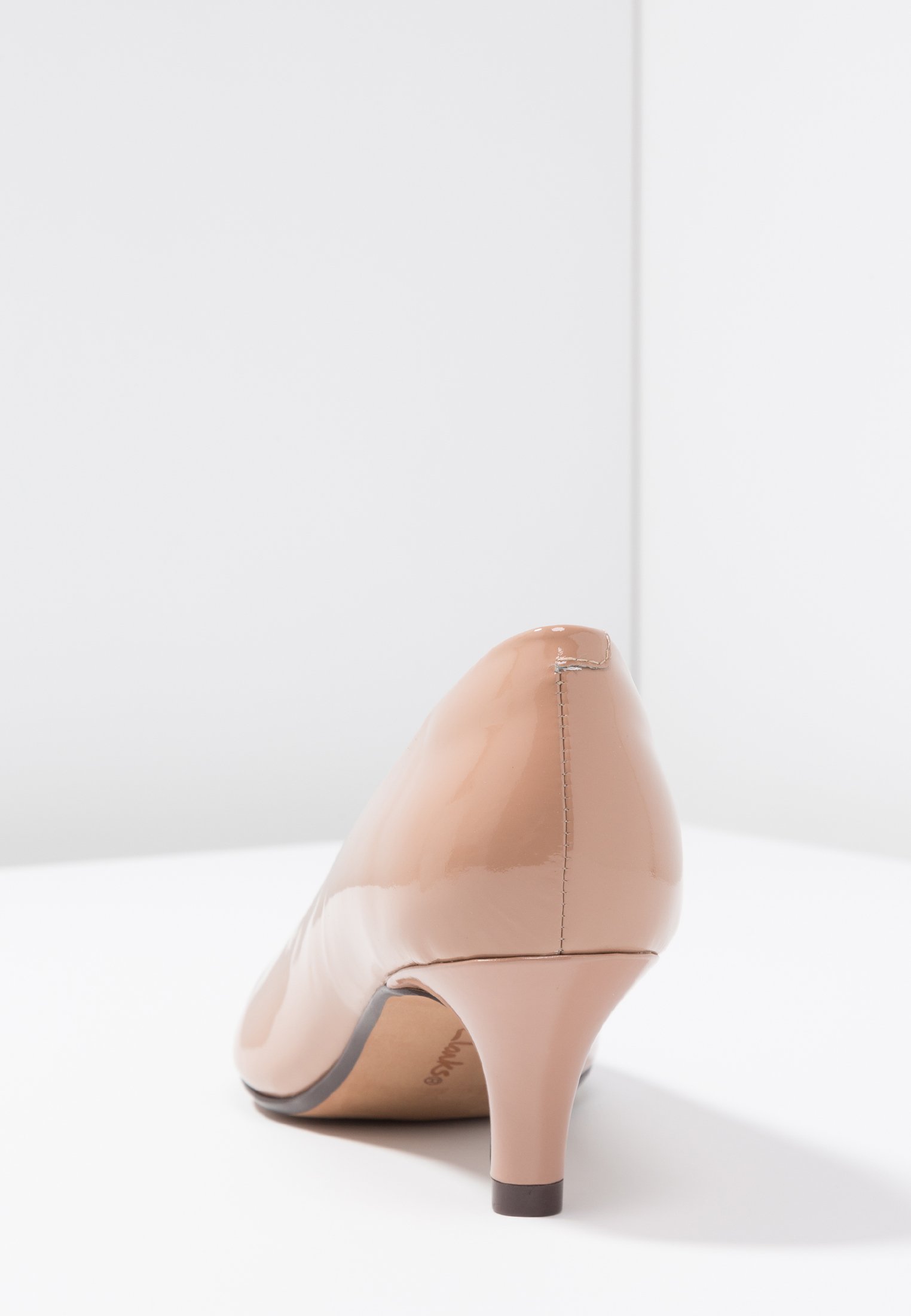 clarks linvale jerica nude