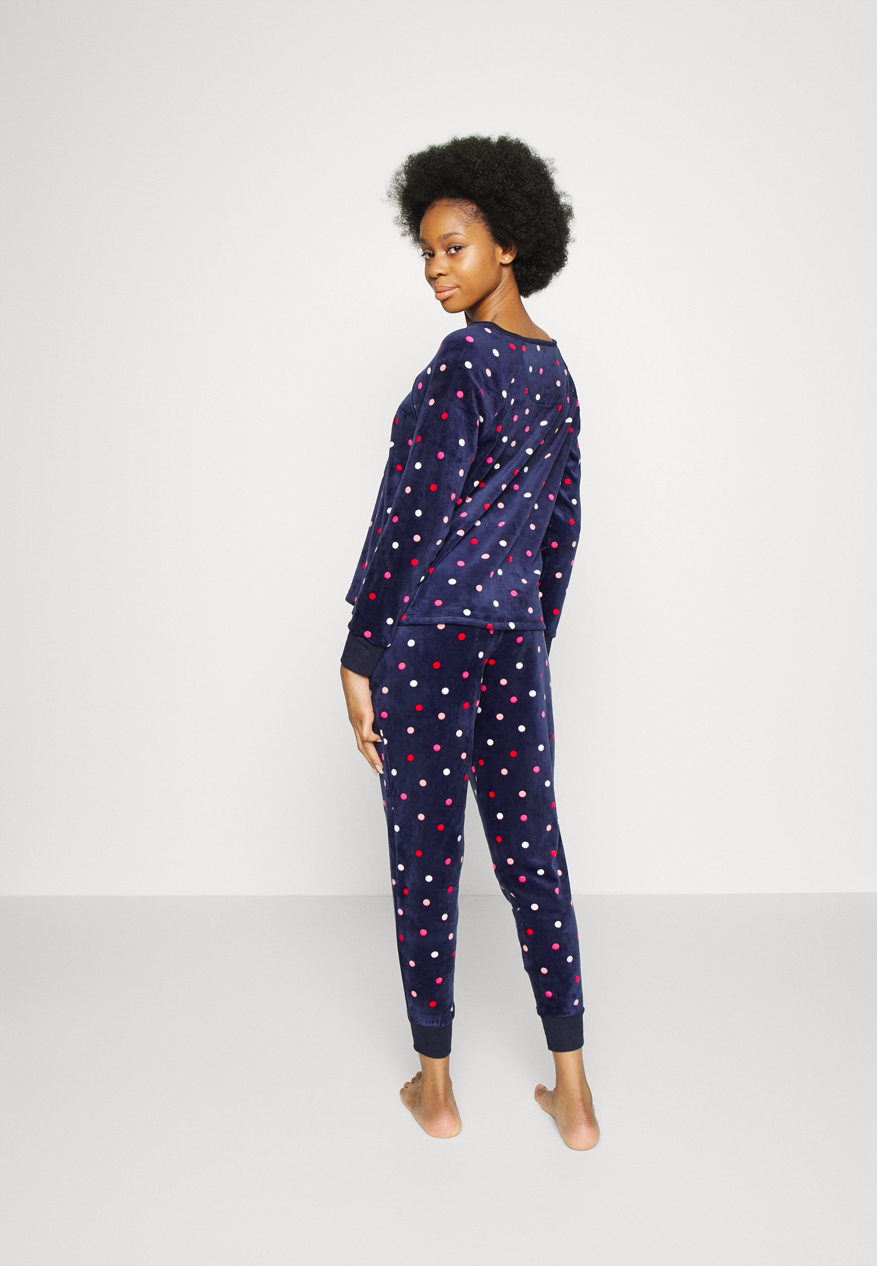 kate spade new york JOGGER PAJAMA SET 