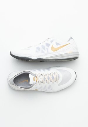 Sneakers - white