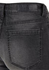 Urban Classics Vaqueros pitillo - black
