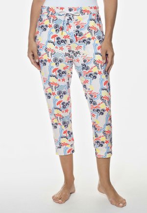 Eng anliegende Capri-Hosen aus Baumwolle mit einem mehrfarbigen Strandmotiv, das Palmen, Wellen, Sonnenschirme und Details von Seesternen zeigt.