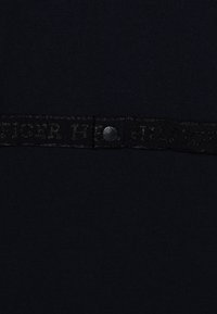 Tommy Hilfiger BRANDED PUNTO  - Trikotaažkleit - desert sky