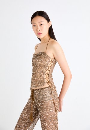DRAPED UP - Topper - gold-coloured