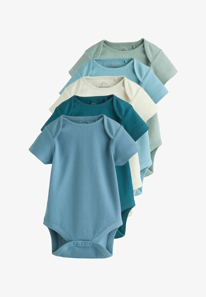 Cinq bodies bébé à manches courtes côtelés dans des tons de bleu, sarcelle, crème et vert clair, empilés avec des boutons-pression en bas.