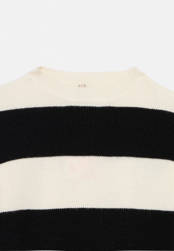 KOGFRANCA SHORT STRIPE - Jumper3