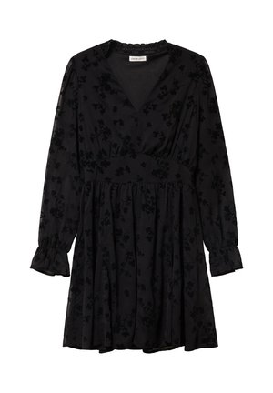 Zwarte jurk met lange mouwen, een V-hals en een bloemenpatroon. Heeft ruches aan de mouwen en een getailleerde taille met een uitlopende rok.