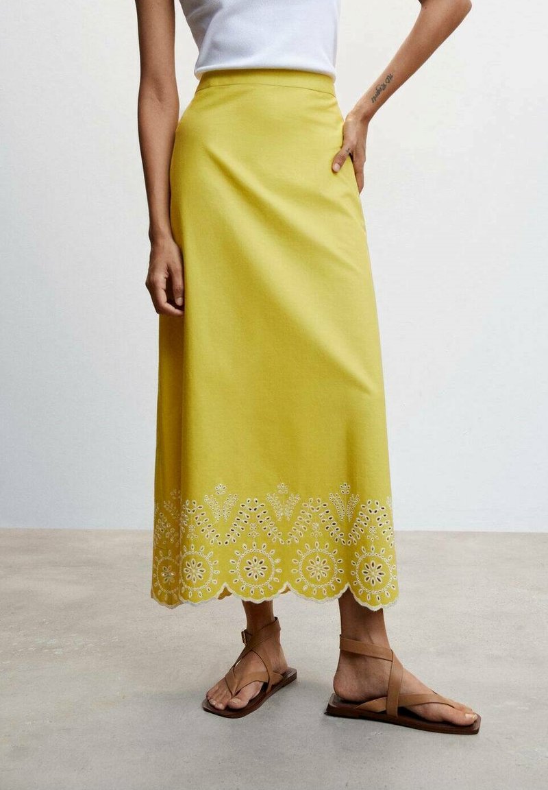Mango SHANAA Maxi skirt grøn/light green Zalando.ie