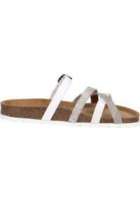Sandalo slide con fasce incrociate in argento e bianco. Soletta in sughero, fasce testurizzate e suola in gomma bianca. Design casual adatto a climi caldi.