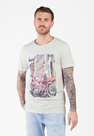 MT KLRACE ROUND - Print T-shirt - white
