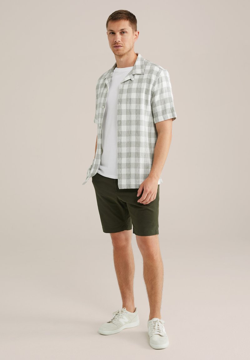 WE Fashion Shorts neongroen