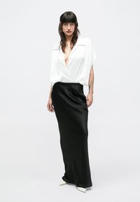 Norma Kamali SUPER  SLEEVELESS SHIRT BODYSUIT - Palaidinė - snow white