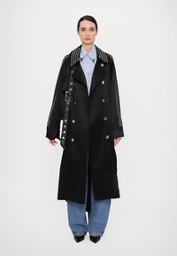 Rabanne Trenchcoat - black