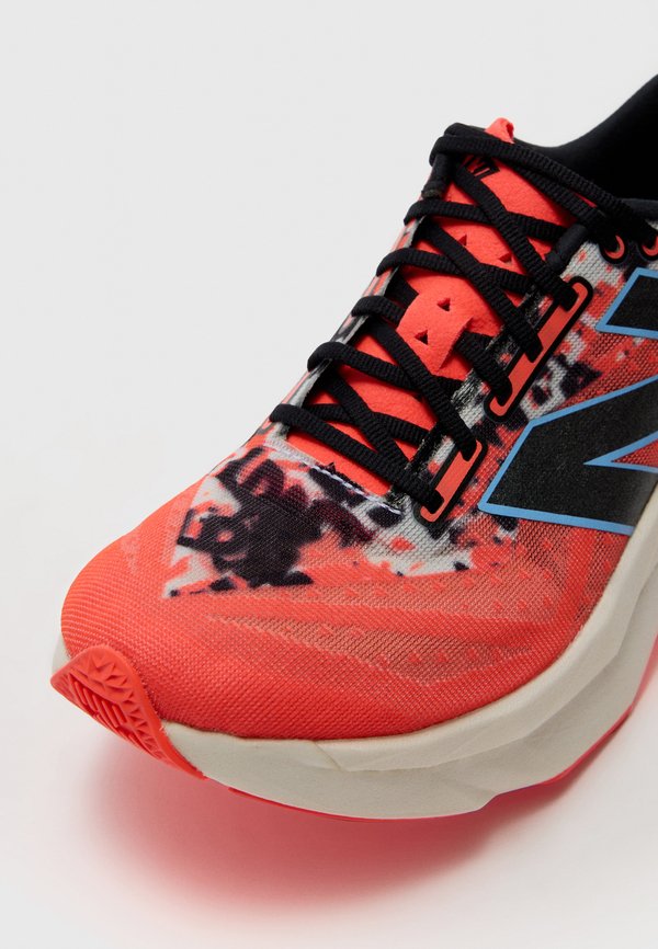 FUELCELL SUPERCOMP ELITE LONDON MARATHON - Road running shoes4