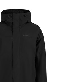 Sort vandtæt jakke med høj krave og justerbar hætte, der har lynlåslukning, minimalisk design og logodetalje.