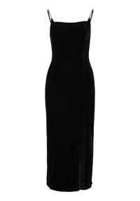 Crna baršunasta večernja haljina bez rukava s tankim trakama i ravnim izrezom, koja sadrži suptilni bočni prorez.