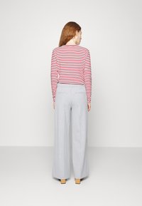 Kaffe LIDDY - Camisola de manga comprida - chalk/red