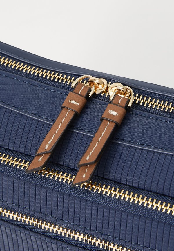 ALLY  - Cross body bag4