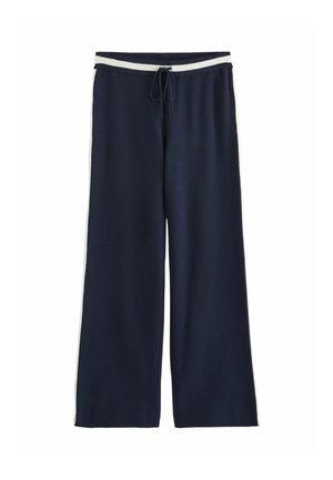 Marineblaue Jogginghose mit weitem Bein, ausgestattet mit einem weißen Kordelzug und seitlichen Streifen, aus weichem Material mit glatter Textur gefertigt.