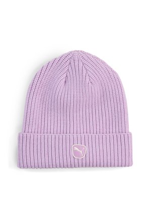 Bonnet en maille côtelée violet clair avec un revers plié et un petit patch logo Puma au centre avant.