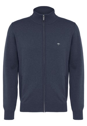 Navy Zip-Up-Pullover mit hohem Kragen, gerippten Bündchen und Saum. Mit kleinem Logo auf der linken Brust und einer glatten Textur.
