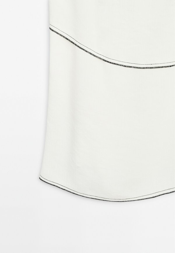 FLOWING WITH STITCHING DETAIL - Top2