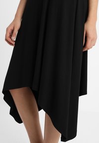 Even&Odd Falda larga - black