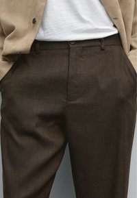 Thumbnail Image 6