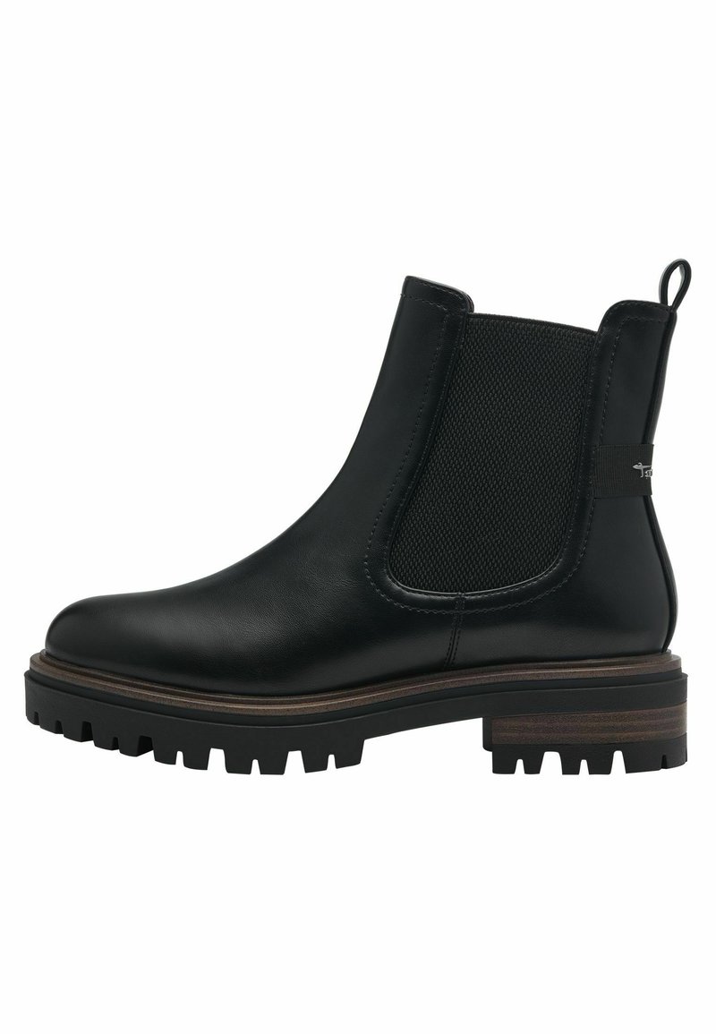 Bottine noire en cuir avec panneaux latéraux élastiques, semelle robuste et languette de traction. Présente une couture discrète et un panneau texturé.