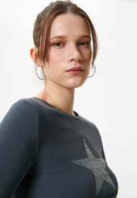 Koton Langarmshirt - anthracite