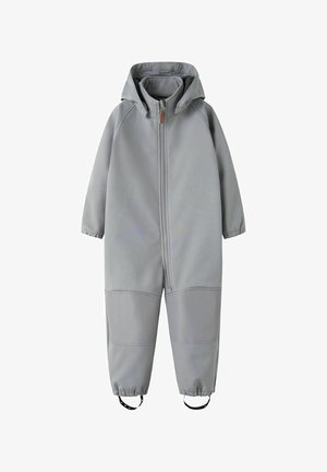 Světle šedá overalová zimní kombinéza pro batolata s kapucí, předním zipem, elastickými manžetami, zesílenými koleny a nastavitelnými pásky na nohy.