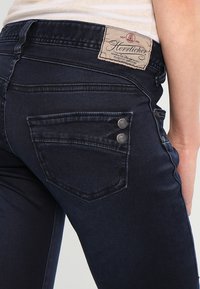 Herrlicher Jeans slim fit - dark-blue denim