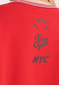 Superdry & Co Sudadera - red