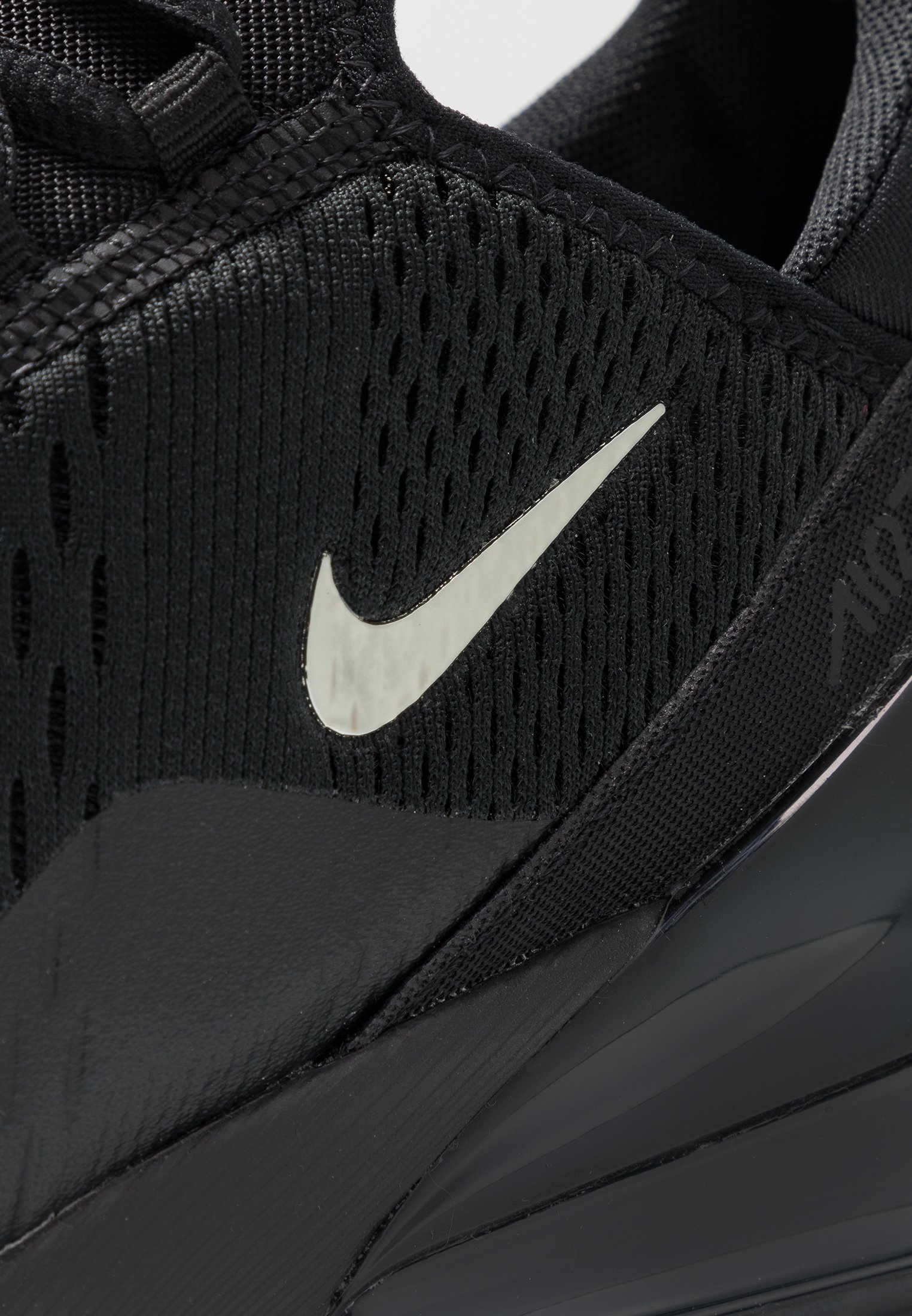 nike 270 black chrome