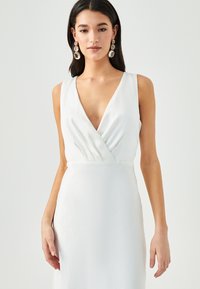 BWLDR KALEN MAXI DRESS - Maxi šaty - white