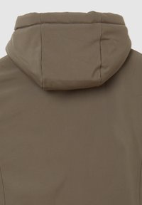 Giacca cappuccio marrone con una texture elegante e liscia. I punti di cucitura sono visibili lungo le cuciture, accentuando il design strutturato.