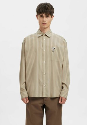 RELAXED FIT - Skjorte - weathered teak