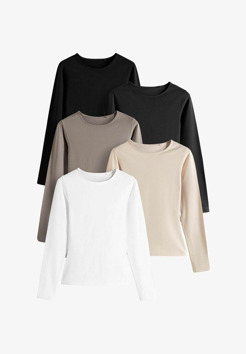 Pieci garie piedurkņu T-krekli melnā, tumši pelēkā, brūnganā, pelēkā un baltā krāsā ar apaļu kakla izgriezumu un gludu tekstūru.